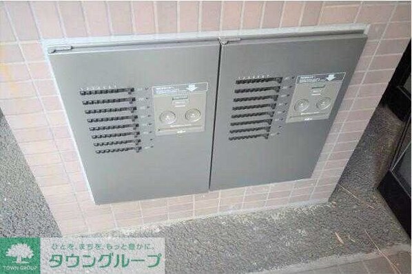 リーゾ・ヴィヴァーチェの物件内観写真